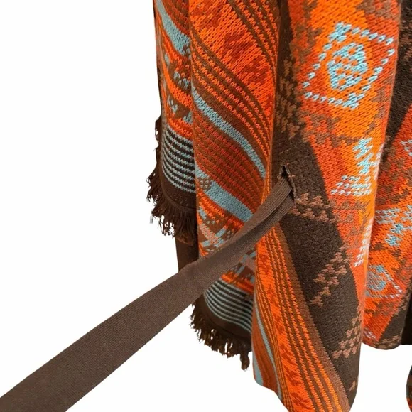 Rock & Roll Denim: Southwestern Knit Poncho Cardigan – Large/XL - Picture 3 of 9